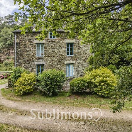 ロシュフォール・アン・テールLe Moulin De Gueuzonアパートメント エクステリア 写真